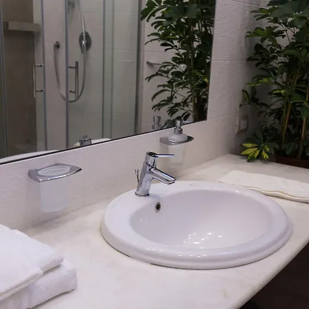 Savoy Riviera Гостевой дом 4*