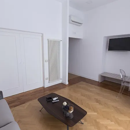 Savoy Riviera Konukevi 4*