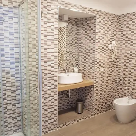 Savoy Riviera 4*