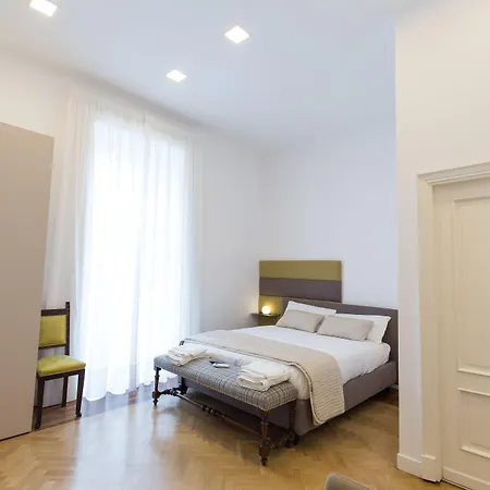 Affittacamere Savoy Riviera 4*