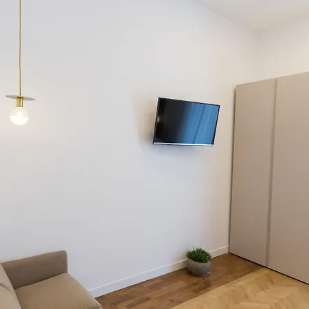 Affittacamere Savoy Riviera 4*