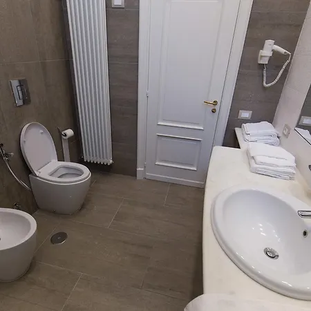 Savoy Riviera Vendégház 2*