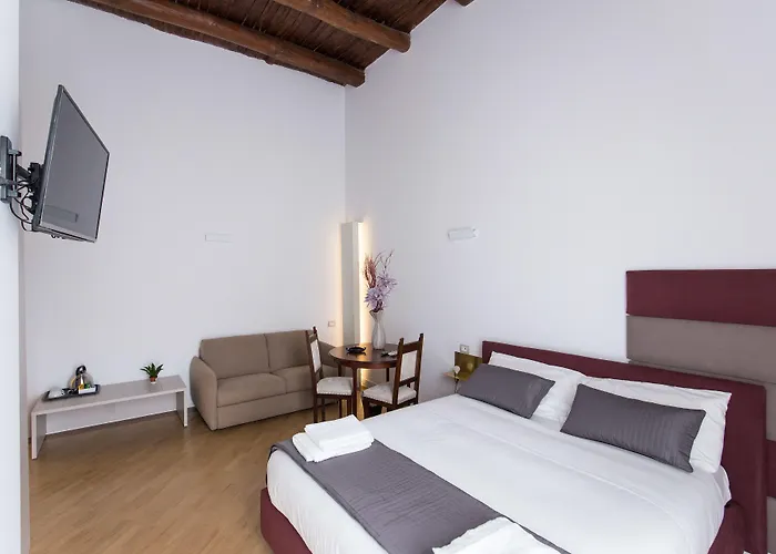 Savoy Riviera Pensionat 4*