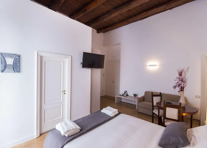 Savoy Riviera Pensionat 4*