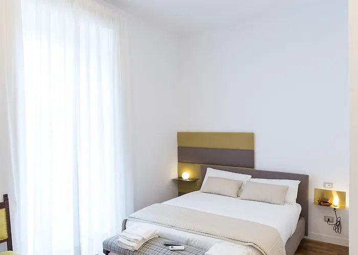 Savoy Riviera Neapel